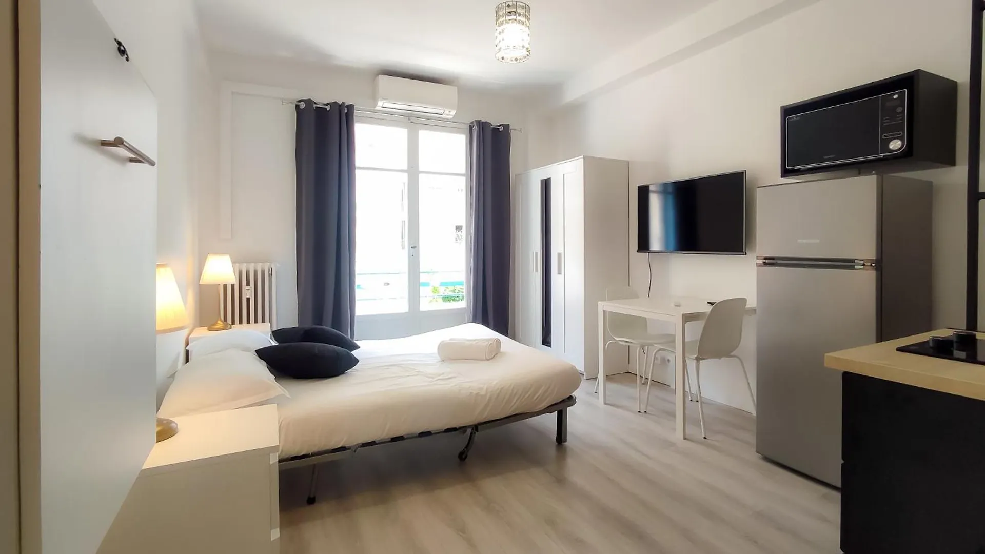 Stella Monte 3 A/C Wifi 2 Pers Apartment Nice