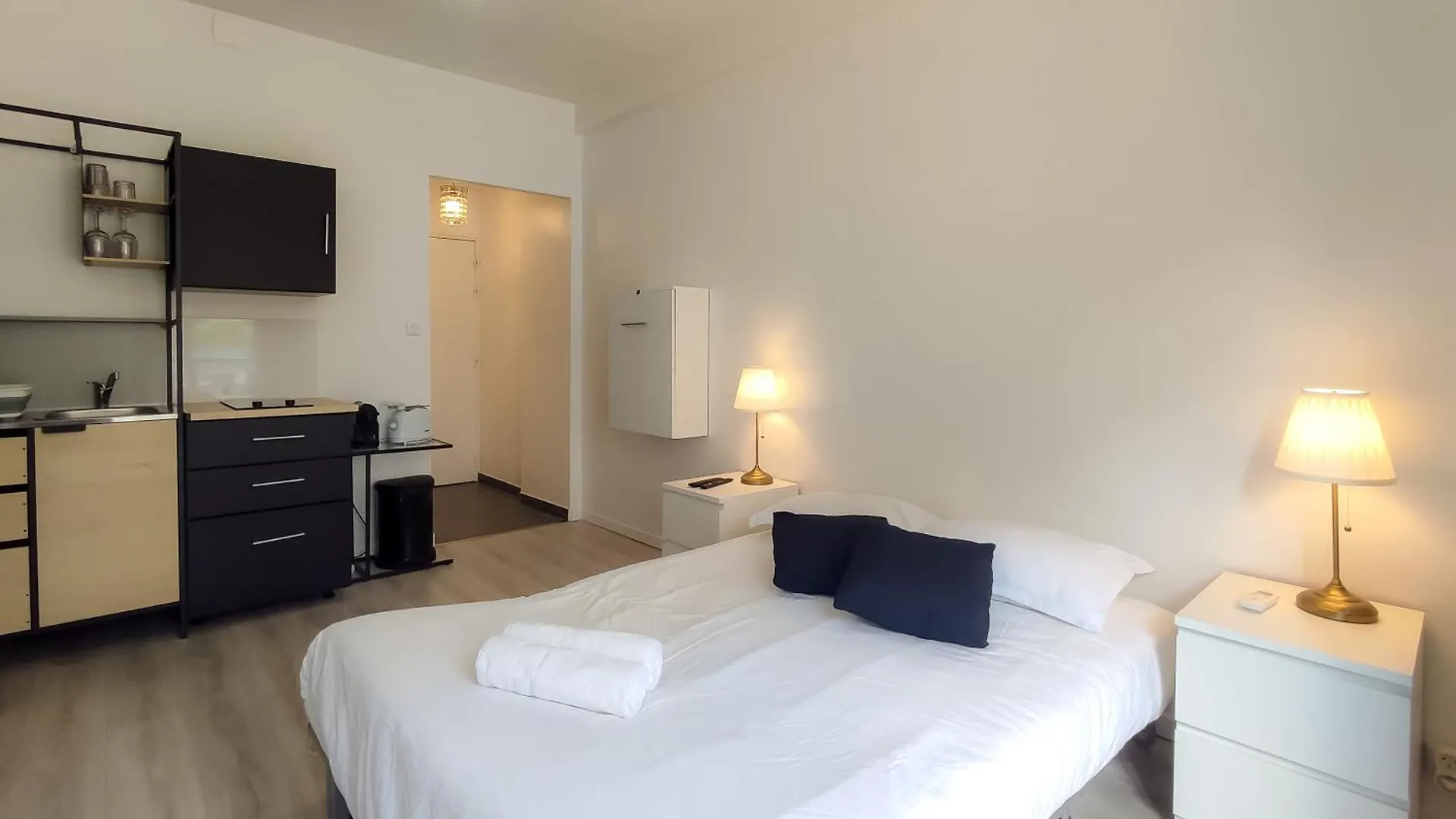 Stella Monte 3 A/C Wifi 2 Pers Apartment Nice 0*,  France